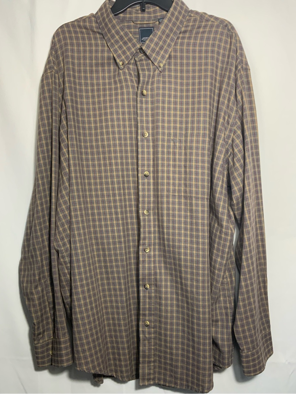 Arrow Men's Long-Sleeve Plaid Dress Shirt in Brown